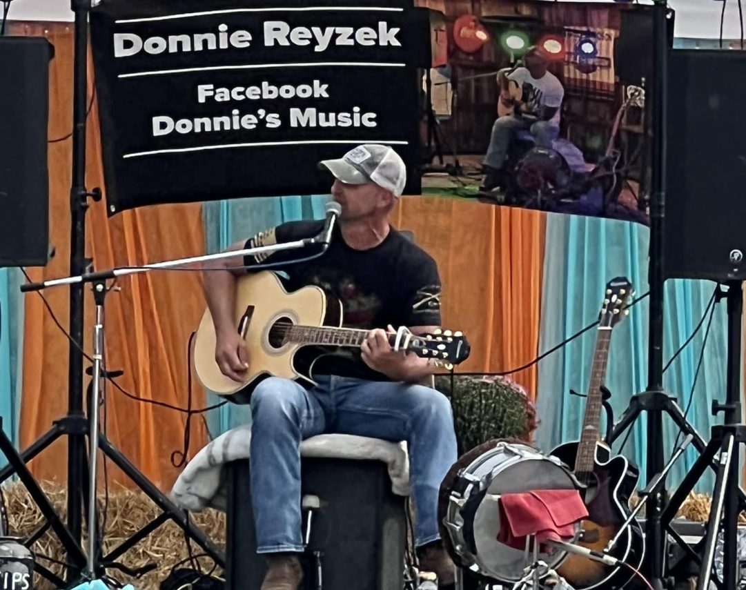 Donnie Reyzek Music – Neighbors Ridgeway