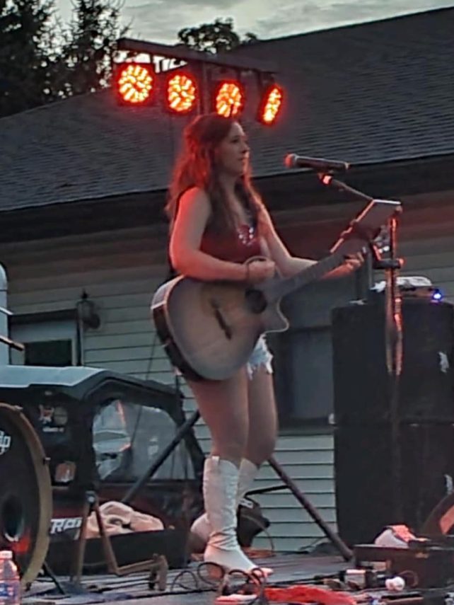 Midwest Megan – Neighbors Ridgeway